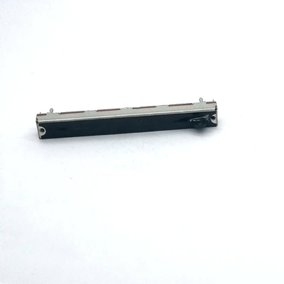 C6021N Metalowy uchwyt 60 mm skoku 12,5 mm szerokości używany do słuchawek i mikrofonu konsoli dźwiękowej
