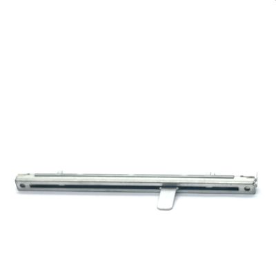 C10042N Metalowy uchwyt 100 mm skoku 8,1 mm szerokości używany do słuchawek i mikrofonu konsoli dźwiękowej