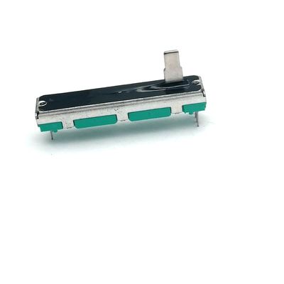 C3044G Metalowy uchwyt 30 mm skoku 8,1 mm szerokości używany do słuchawek i mikrofonu konsoli dźwiękowej